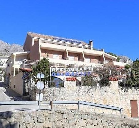 Dalmacija Bed & Breakfast Omis Exterior photo